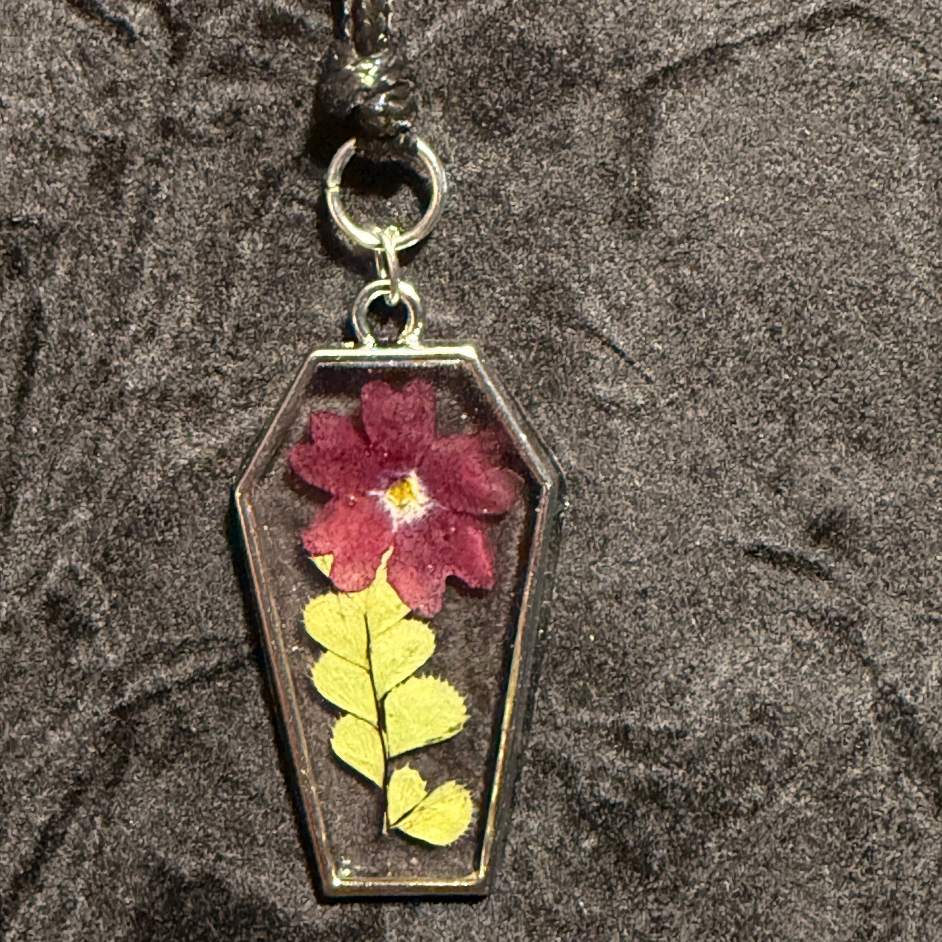 Pressed Memory – Botanical Coffin Pendant